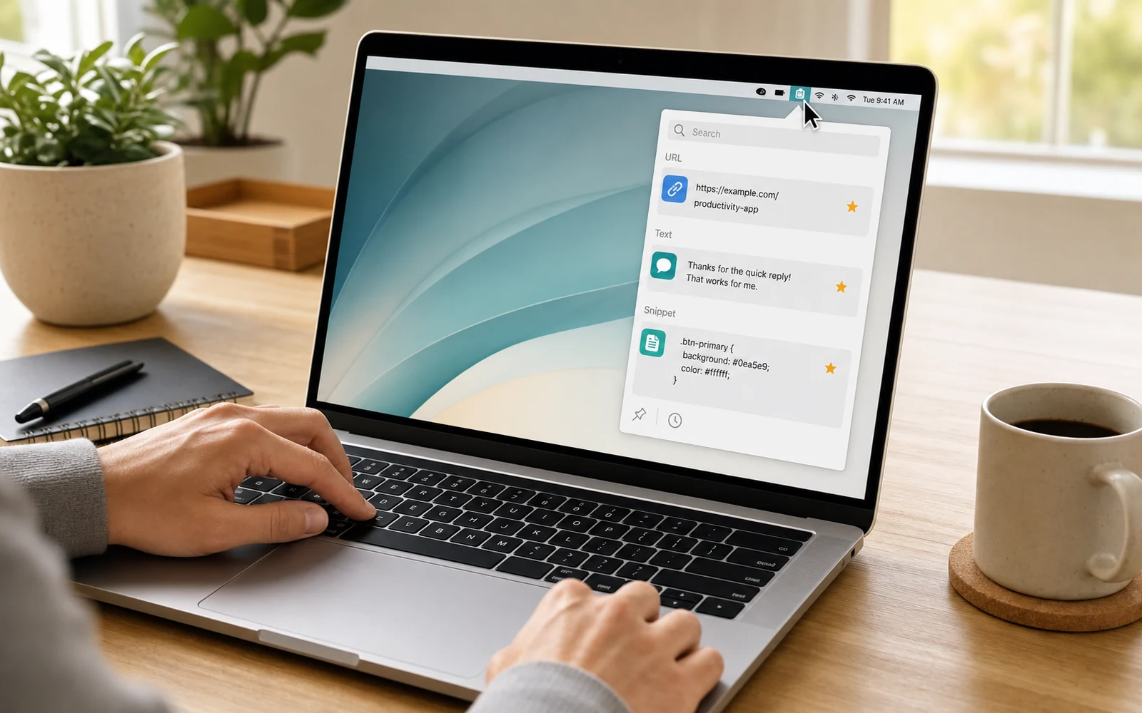 MacBook上でMacClipyのコピー履歴パネルを開いている操作イメージ